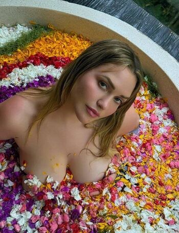 Mia malkova  page leaked private photo uncensored HD quality