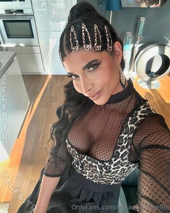 Micaela schfer  page leaked private photo uncensored HD quality