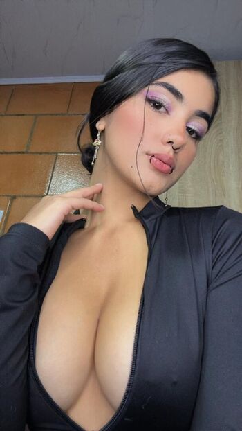 Milezapata leaked private photo uncensored HD quality