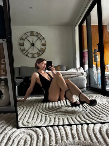 Miss dxxx  page leaked private photo uncensored HD quality