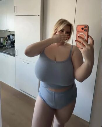 Missparaskeva page leaked private photo uncensored HD quality