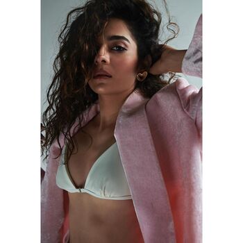 Mithila palkar leaked private photo uncensored HD quality