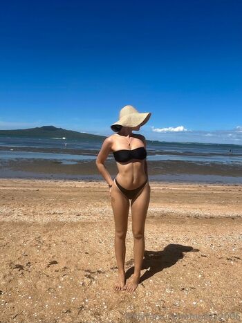 Mollyy leaked private photo uncensored HD quality