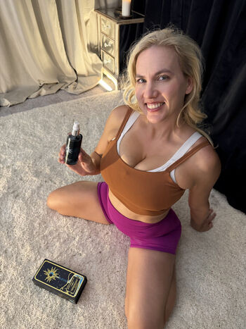 Mondragon chiropractic  page leaked private photo uncensored HD quality