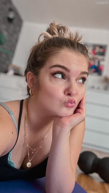 Mondwika leaked private photo uncensored HD quality
