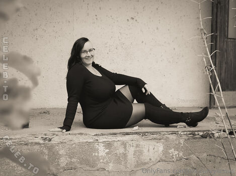 Ms curvylicous page leaked private photo uncensored HD quality