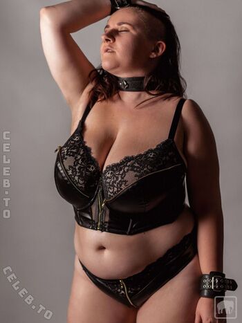 Ms curvylicous page leaked private photo uncensored HD quality