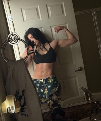 Naila iqbal leaked private photo uncensored HD quality