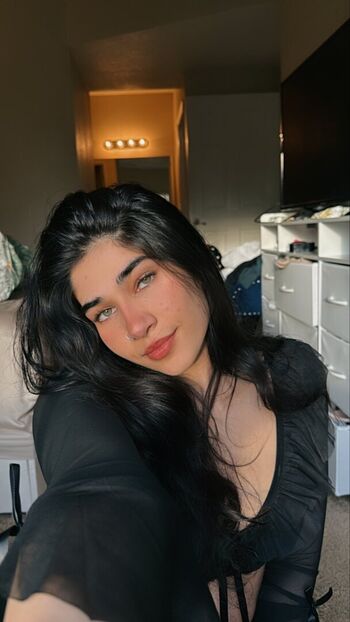 Naila iqbal leaked private photo uncensored HD quality