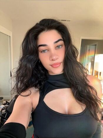 Naila iqbal leaked private photo uncensored HD quality