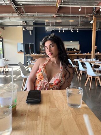 Naila iqbal leaked private photo uncensored HD quality