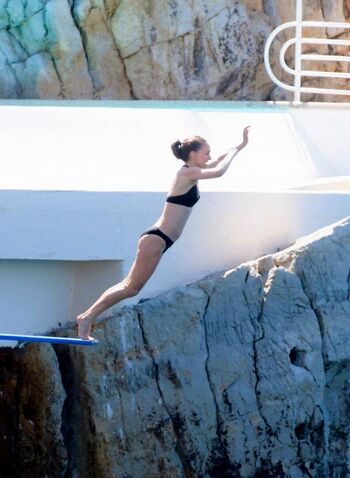 Natalie portman leaked private photo uncensored HD quality