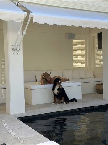 Natasha oakley page leaked private photo uncensored HD quality