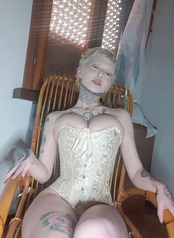 Nausicaarondina leaked private photo uncensored HD quality