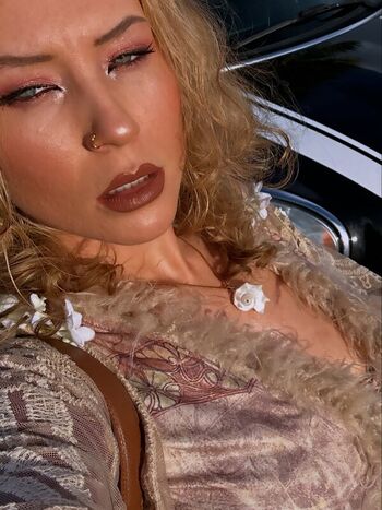 Nikkita lyons  page leaked private photo uncensored HD quality