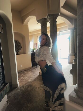 Nikkita lyons leaked private photo uncensored HD quality