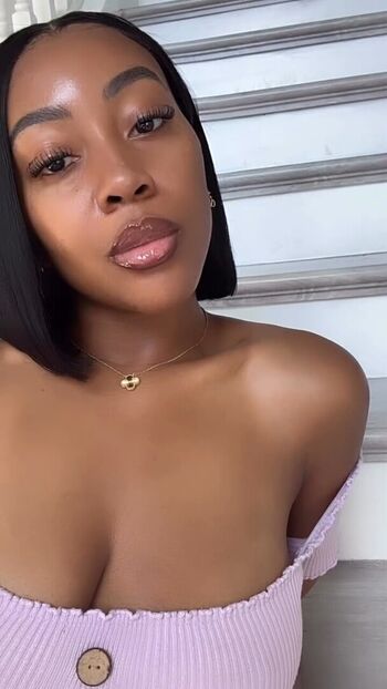 Nneka page leaked private photo uncensored HD quality