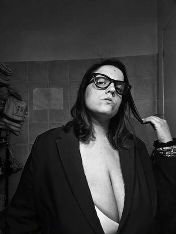 Noemi leaked private photo uncensored HD quality