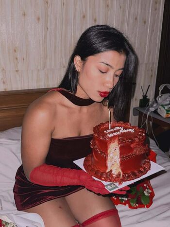 Okyyoliviaa  page leaked private photo uncensored HD quality