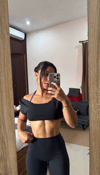 Okyyoliviaa  page leaked private photo uncensored HD quality