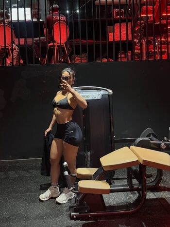 Okyyoliviaa  page leaked private photo uncensored HD quality