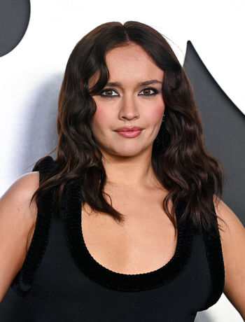 Olivia cooke page leaked private photo uncensored HD quality