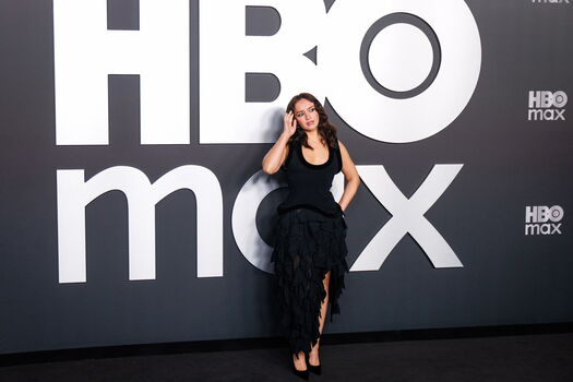 Olivia cooke page leaked private photo uncensored HD quality