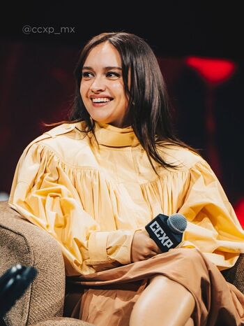 Olivia cooke leaked private photo uncensored HD quality