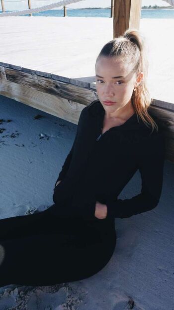 Olivia ponton page leaked private photo uncensored HD quality