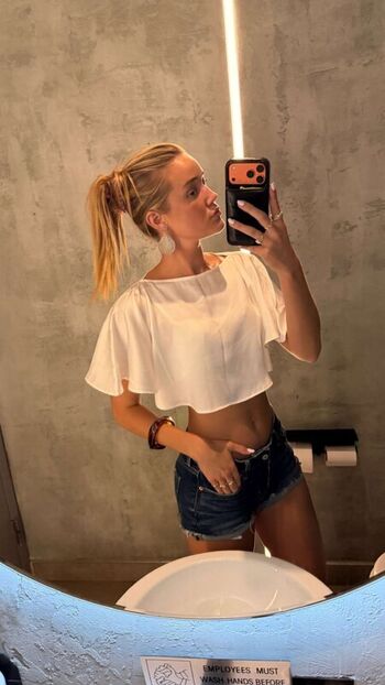 Olivia ponton page leaked private photo uncensored HD quality