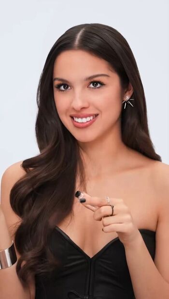 Olivia rodrigo  page leaked private photo uncensored HD quality