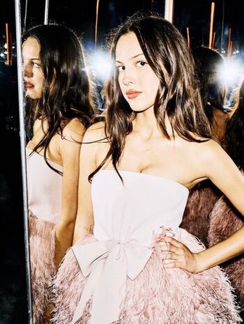 Olivia rodrigo  page leaked private photo uncensored HD quality