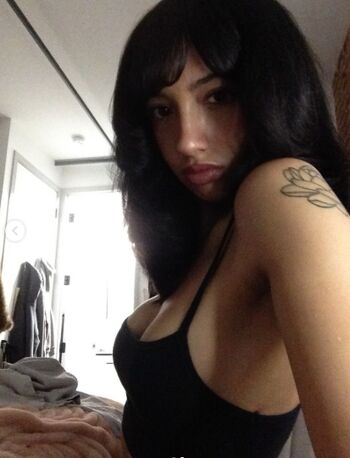 Oliviaraynn page leaked private photo uncensored HD quality