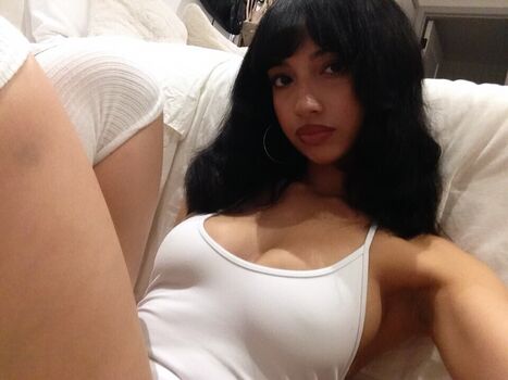 Oliviaraynn leaked private photo uncensored HD quality