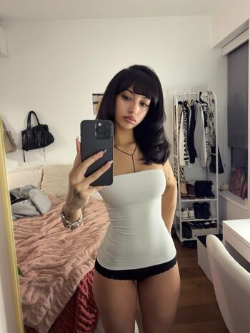 Oliviaraynn leaked private photo uncensored HD quality