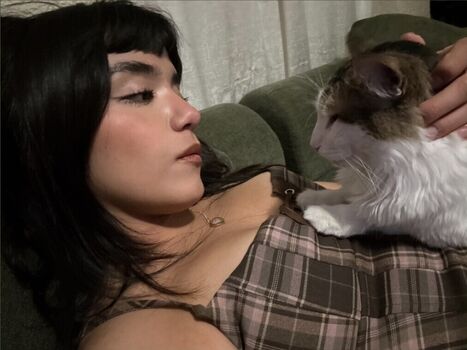 Omly page leaked private photo uncensored HD quality