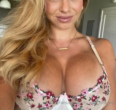 Party with rose leaked private photo uncensored HD quality