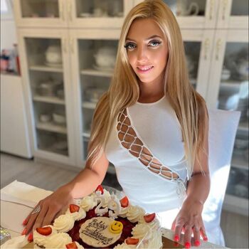 Petratimea  page leaked private photo uncensored HD quality