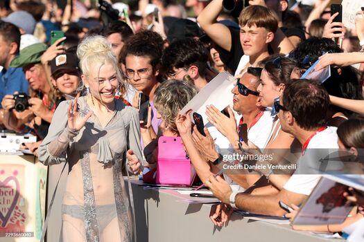 Phoebe bridgers page leaked private photo uncensored HD quality