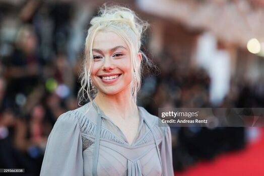 Phoebe bridgers leaked private photo uncensored HD quality