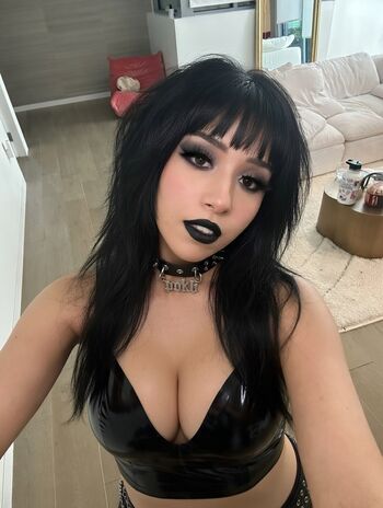 Pokimane  page leaked private photo uncensored HD quality