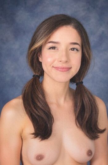 Pokimane  page leaked private photo uncensored HD quality