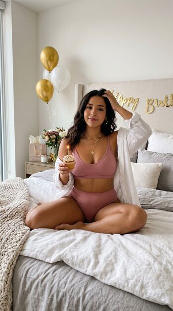 Pokimane  page leaked private photo uncensored HD quality