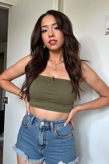 Pokimane  page leaked private photo uncensored HD quality