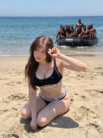 Pokimane  page leaked private photo uncensored HD quality