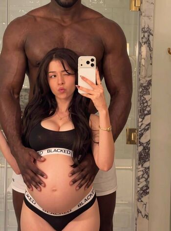 Pokimane  page leaked private photo uncensored HD quality