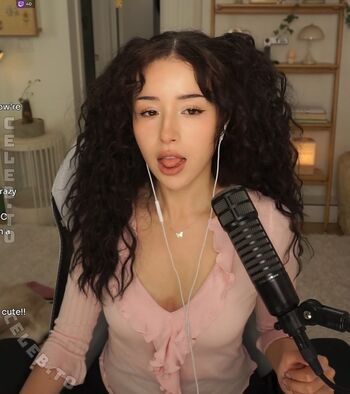 Pokimane  page leaked private photo uncensored HD quality