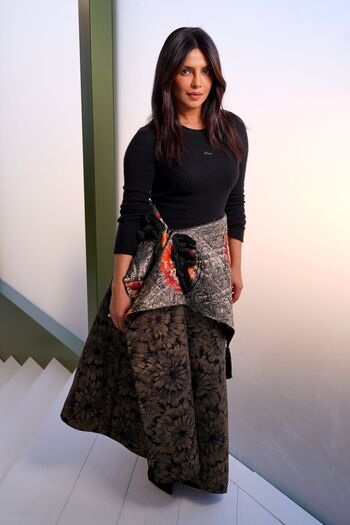 Priyanka chopra page leaked private photo uncensored HD quality