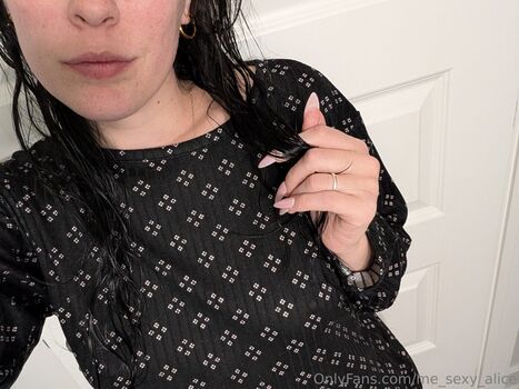 Quebecoises  page leaked private photo uncensored HD quality