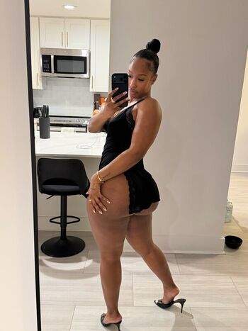 Realkeylamarie leaked private photo uncensored HD quality